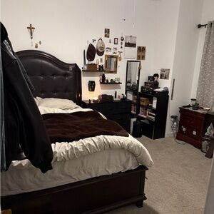 Meet your Posher, Sebastian